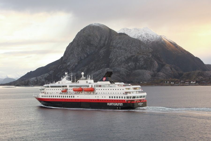At_Sea_MS_Nordkapp_HGR_152877_1080_Photo_John_Sikorski