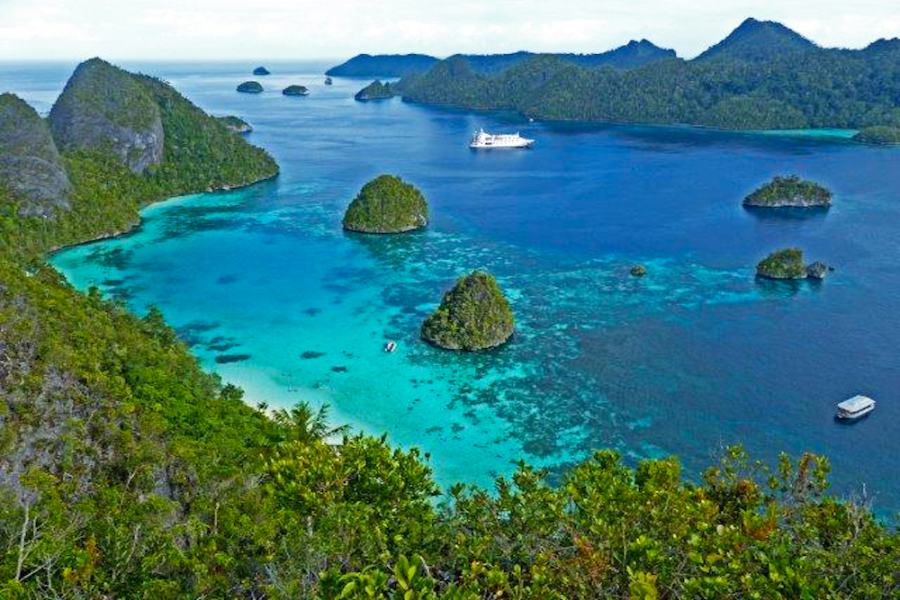 Coral Expeditions - Raja Ampat - Looking out over Wayag Lagoon from Mount Pindito