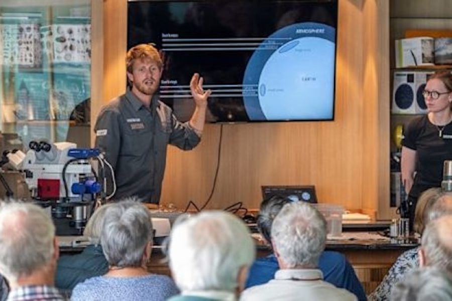 Life Returns - lecture_sea_day_hgr_157322_photo_tommy_simonsen_web