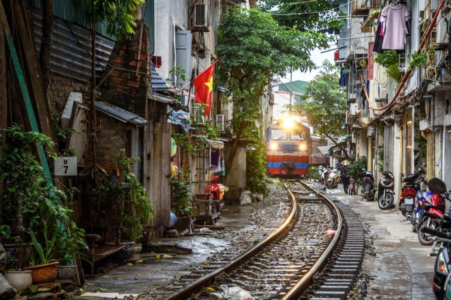 hanoi train street